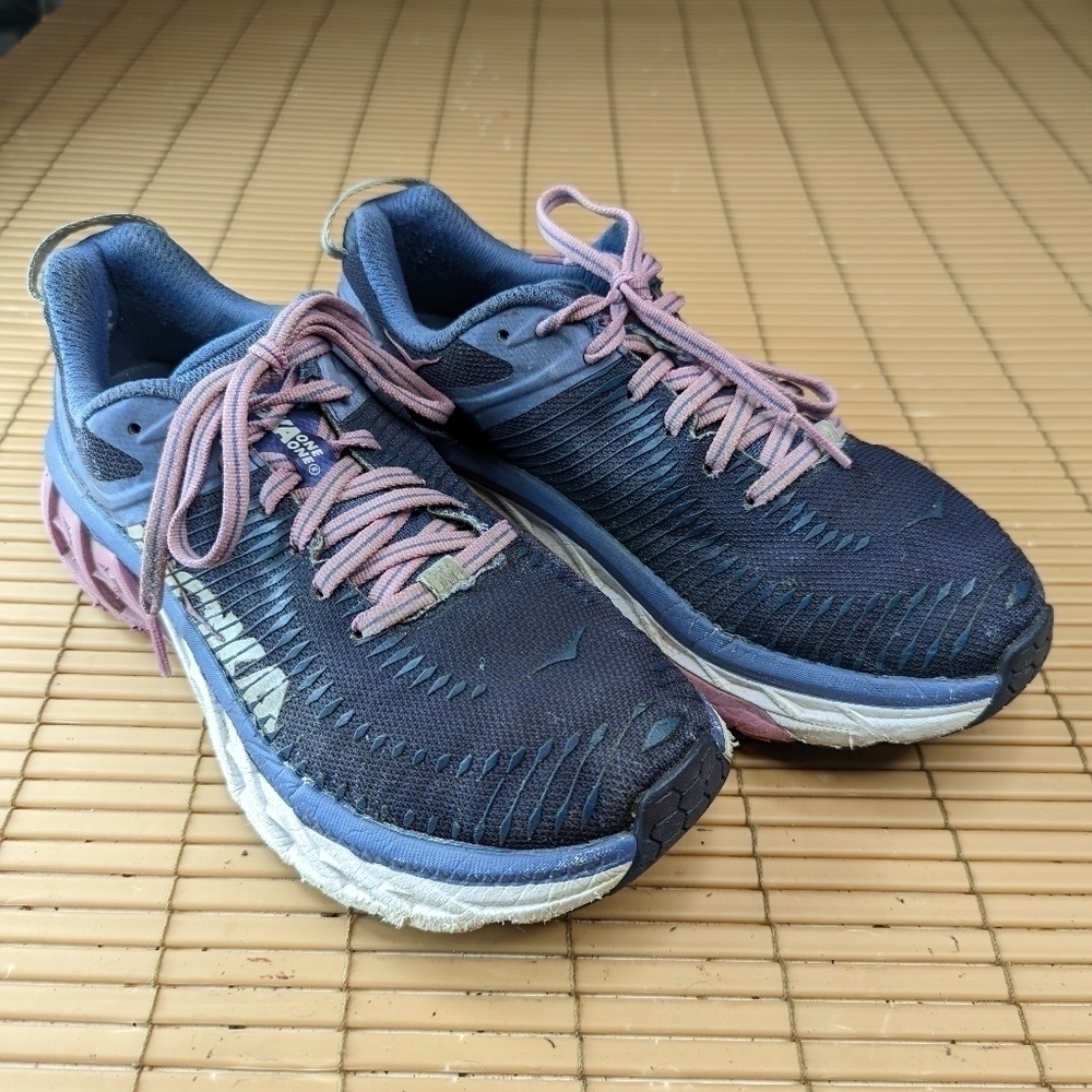 Hoka One One Womens Arahi 2 Running Shoes Purple/blue 1019276 Low Top Lace Up sz
